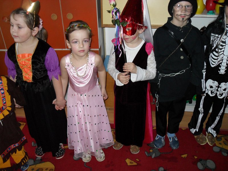 Akcie v MS   100.JPG